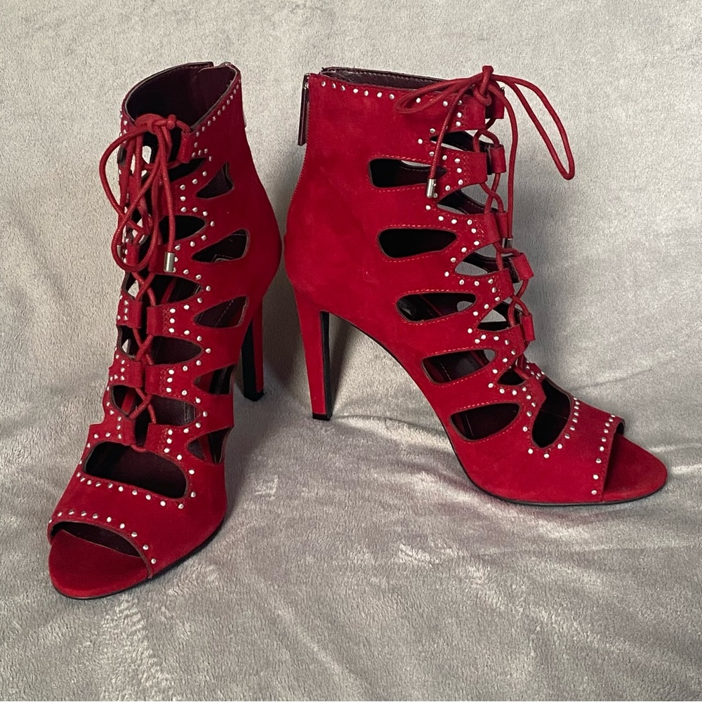 BCBGeneration 7.5 Heels